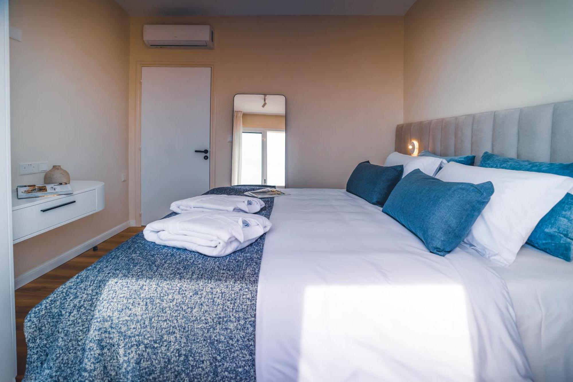 Wellclub - Wellness Family Experience Hotel Paphos Exterior photo