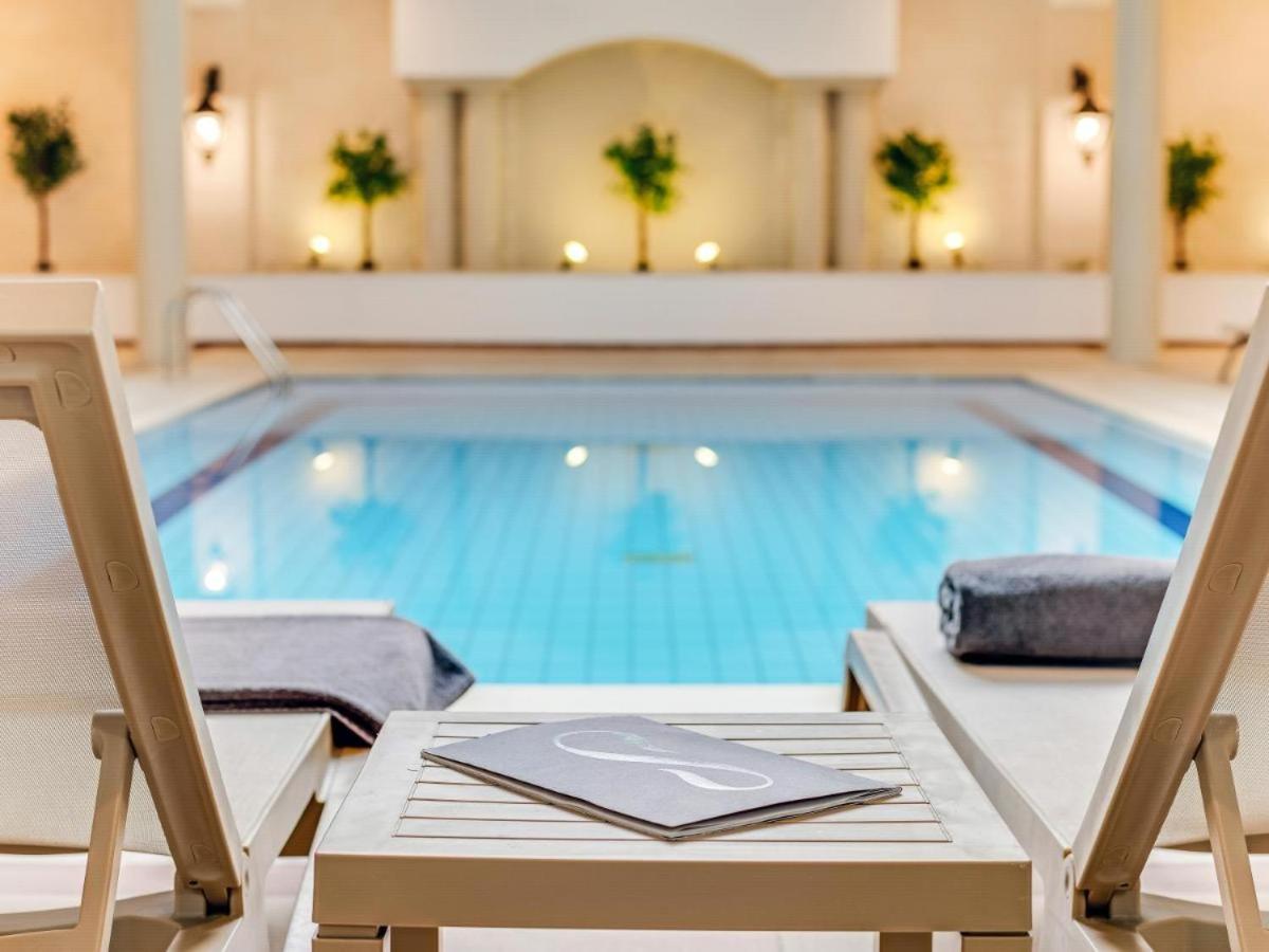 Wellclub - Wellness Family Experience - Seaview Hotel Paphos Exterior photo